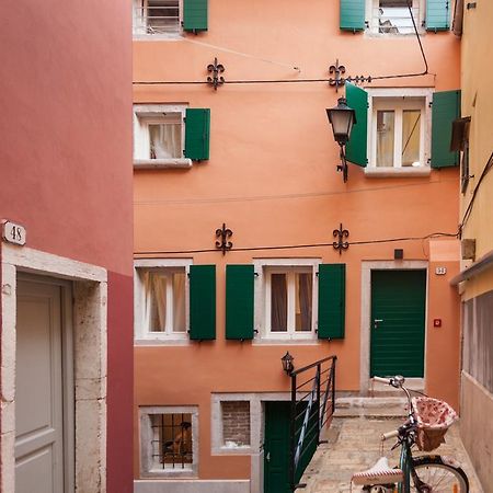Apartments And Rooms Hey Rovinj Exterior photo